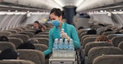 Hơn 1.000 tiếp viên Vietnam Airlines đang cách ly và phải nghỉ làm vì Covid-19