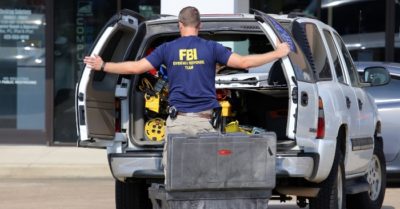 FBI bắt nhà khoa học gốc Trung Quốc