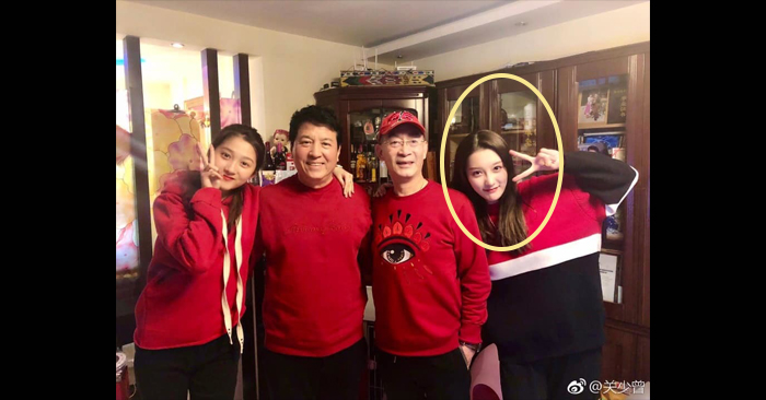 Lộ diện con gái xinh đẹp của Lục Tiểu Linh Đồng, fan "xin một vé làm rể Ngộ Không"