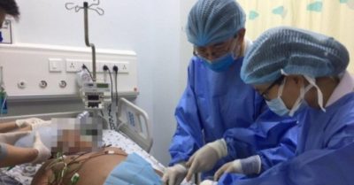 Cứu sống học sinh lớp 9 bị ngạt nước, khi cùng bạn chơi nhấn đầu xuống bể bơi