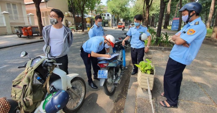 phạt tiền không đeo khẩu trang