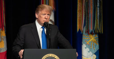 TT Trump ban bố tình trạng khẩn cấp trong lễ nhậm chức của ông Biden