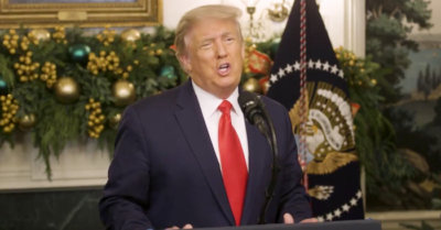 Tổng thống Trump tuyên bố phủ quyết dự luật cứu trợ Covid