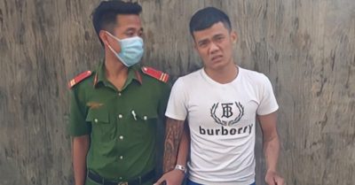 Đầu năm đi trộm vàng rồi trốn dưới gầm giường gia chủ