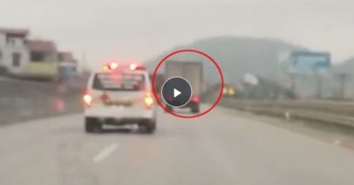 Video: Xe tải không nhường đường cho xe cứu thương suốt 8 km