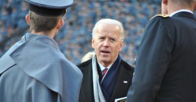 Khảo sát: 50% cử tri không tin ông Biden đủ sức làm tổng thống