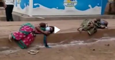 Video: Người Ấn Độ mắc Covid-19 nằm ngủ trên vỉa hè