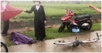 Đi học về gần tới nhà, nam sinh bị sét đánh trúng ngã xuống đường thiệt mạng