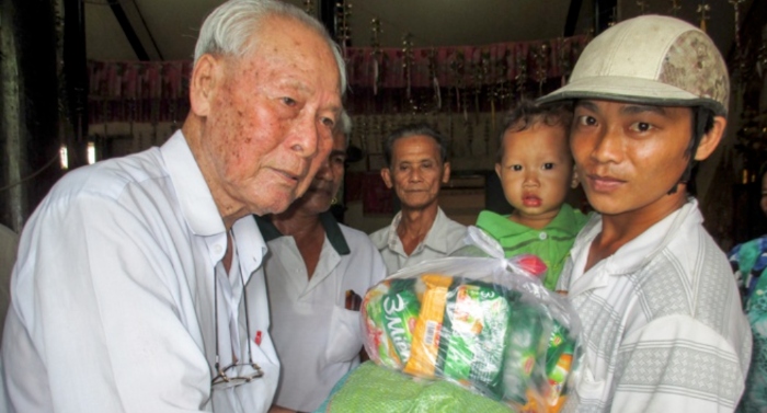 ông cụ miền Tây