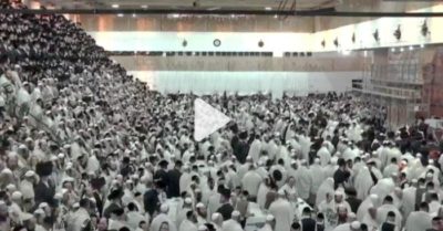 Khoảnh khắc sập khán đài giáo đường, gần 170 người thương vong