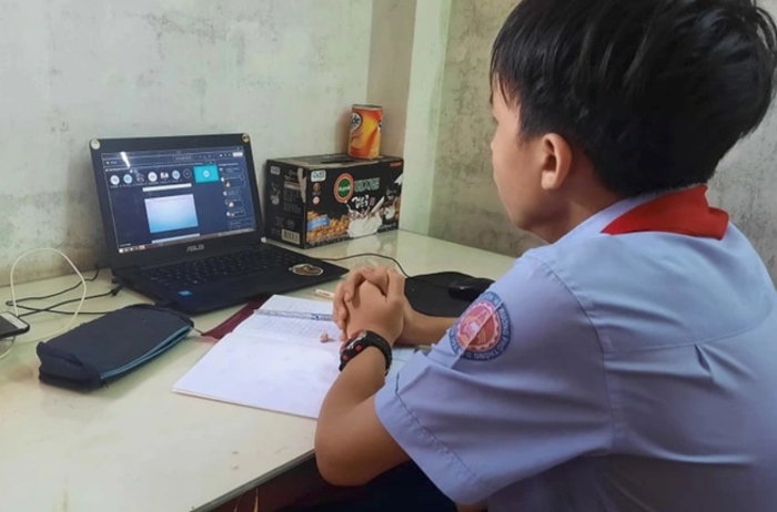 mua máy tính trên mạng