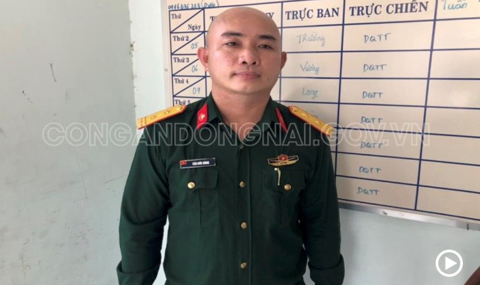 cán bộ 1