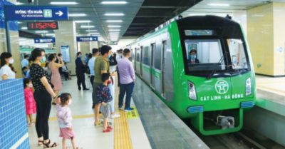 Hơn 110.000 người đi đường sắt Cát Linh – Hà Đông sau một tuần thu phí