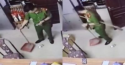 Video: Anh công an bị ‘lấy mất cây chổi’ khi đang quét nhà