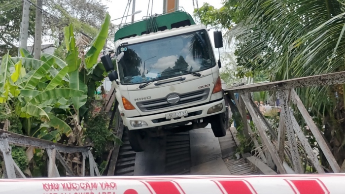 sập cầu cần thơ