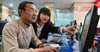 Trung Quốc thay thế hàng chục triệu máy tính ngoại bằng máy tính nội