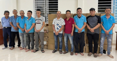 7 nhân viên trộm sáp trị giá 1,4 tỷ
